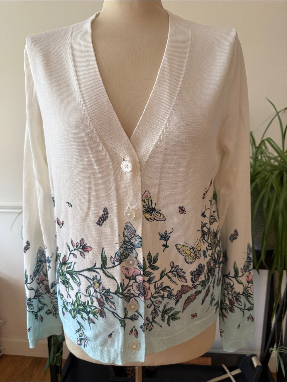 Talbot’s White Floral & Butterfly V-Neck Cardigan Sweater